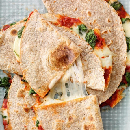 Receta Vegetariana: Quesadillas de pizza de espinacas